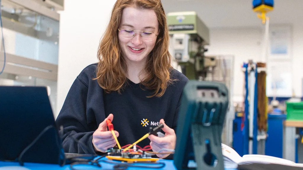 Bild für Elektronikerin für Betriebstechnik