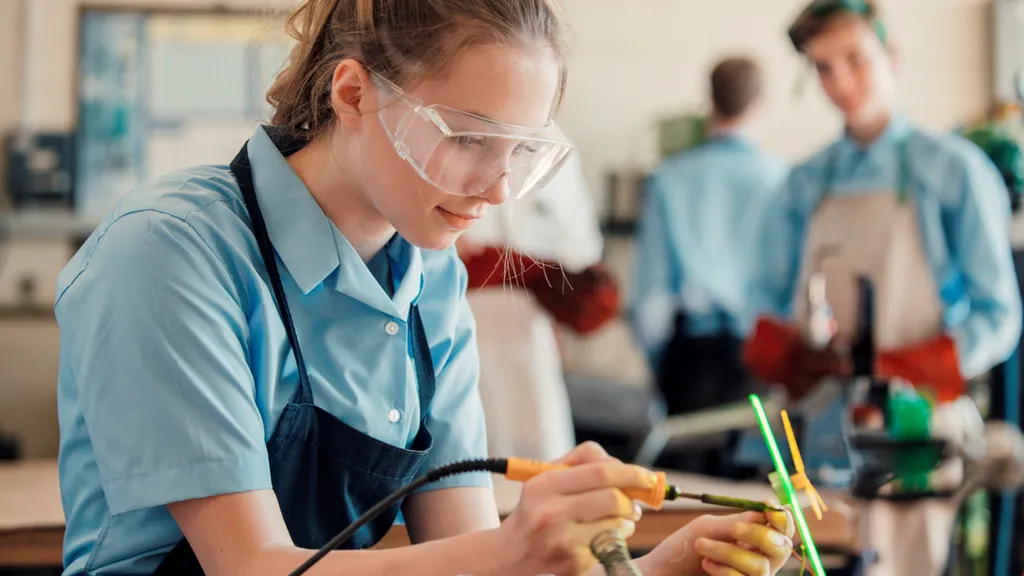 Bild für TECHNISCHES SCHÜLERPRAKTIKUM (W/M/D) Juli 2026 - Bremen
